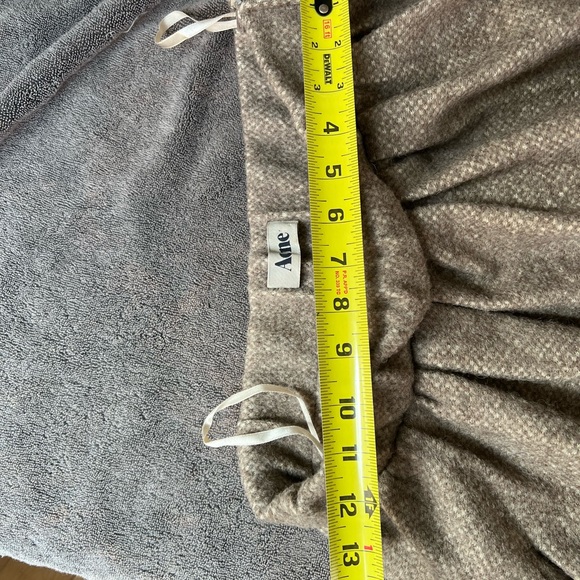 Acne Studios wool midi skirt with pockets - Picture 2 of 3